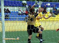 Рустам Салимом забивает третий гол в матче
